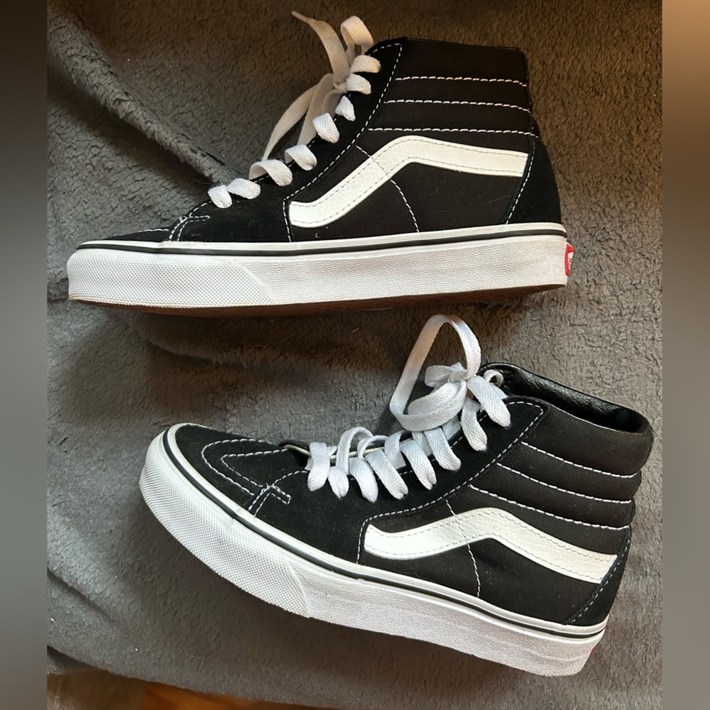Vans Sk8-Hi sneakers sz. 3.5kids, 5 womens